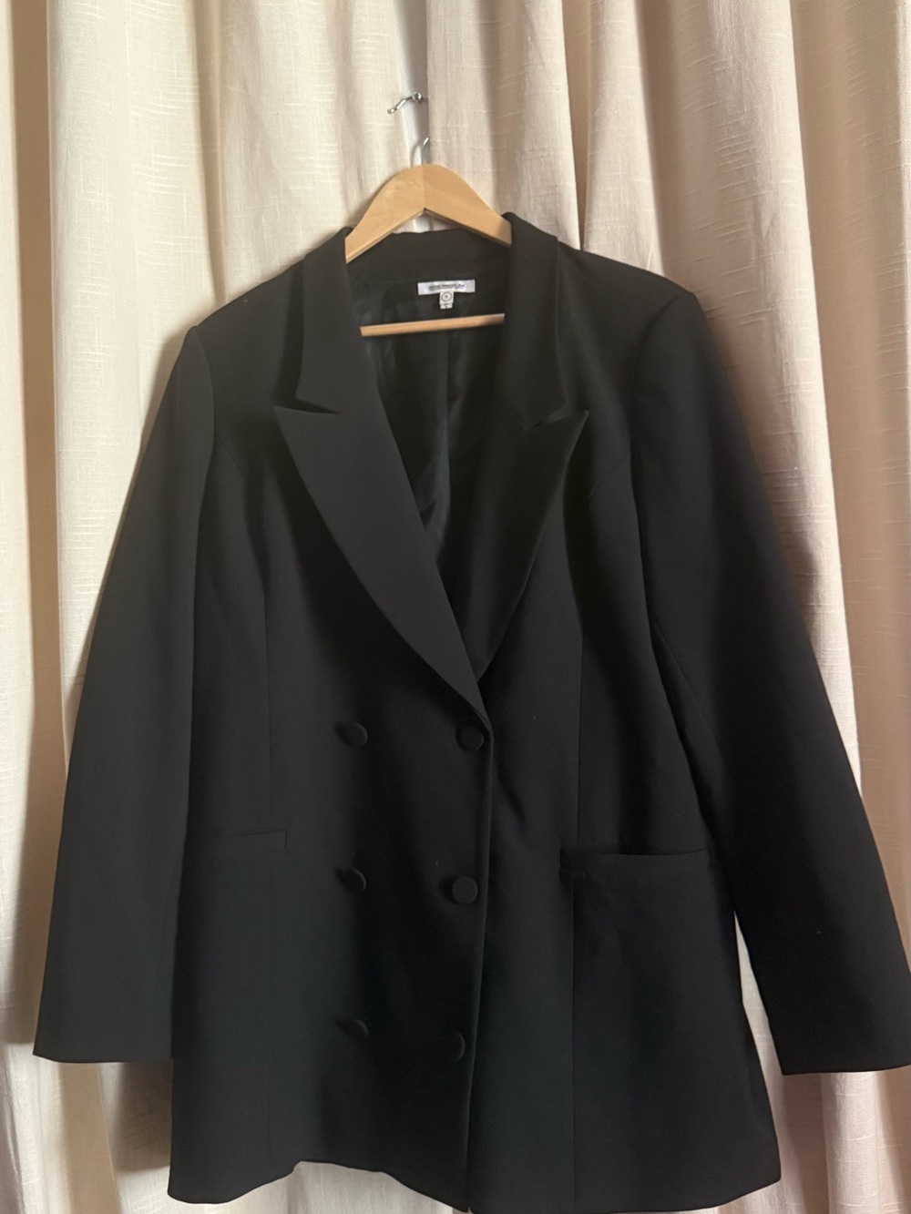 Good American Black Double-Breasted Blazer